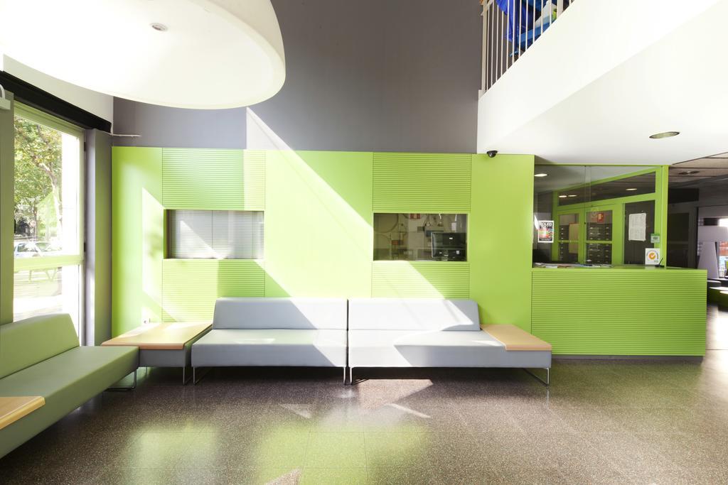 Residencia Universitaria Resa La Ciutadella Barcelona Buitenkant foto