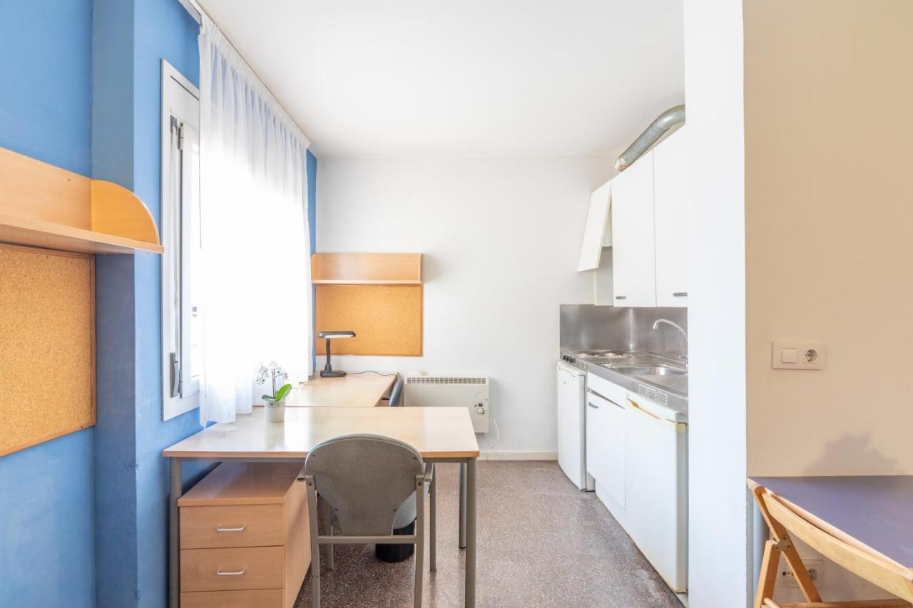 Residencia Universitaria Resa La Ciutadella Barcelona Buitenkant foto