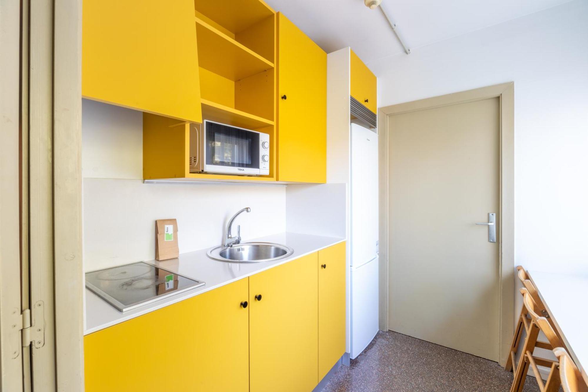 Residencia Universitaria Resa La Ciutadella Barcelona Buitenkant foto
