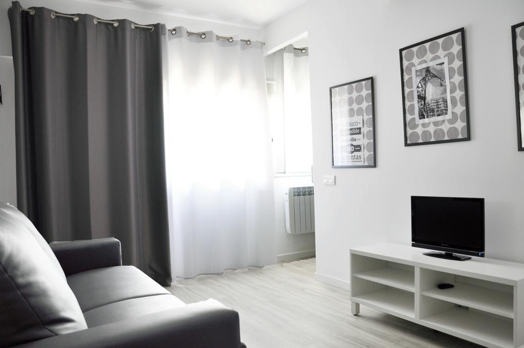 Residencia Universitaria Resa La Ciutadella Barcelona Buitenkant foto