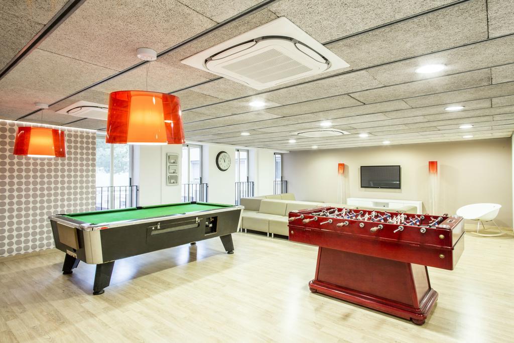 Residencia Universitaria Resa La Ciutadella Barcelona Buitenkant foto