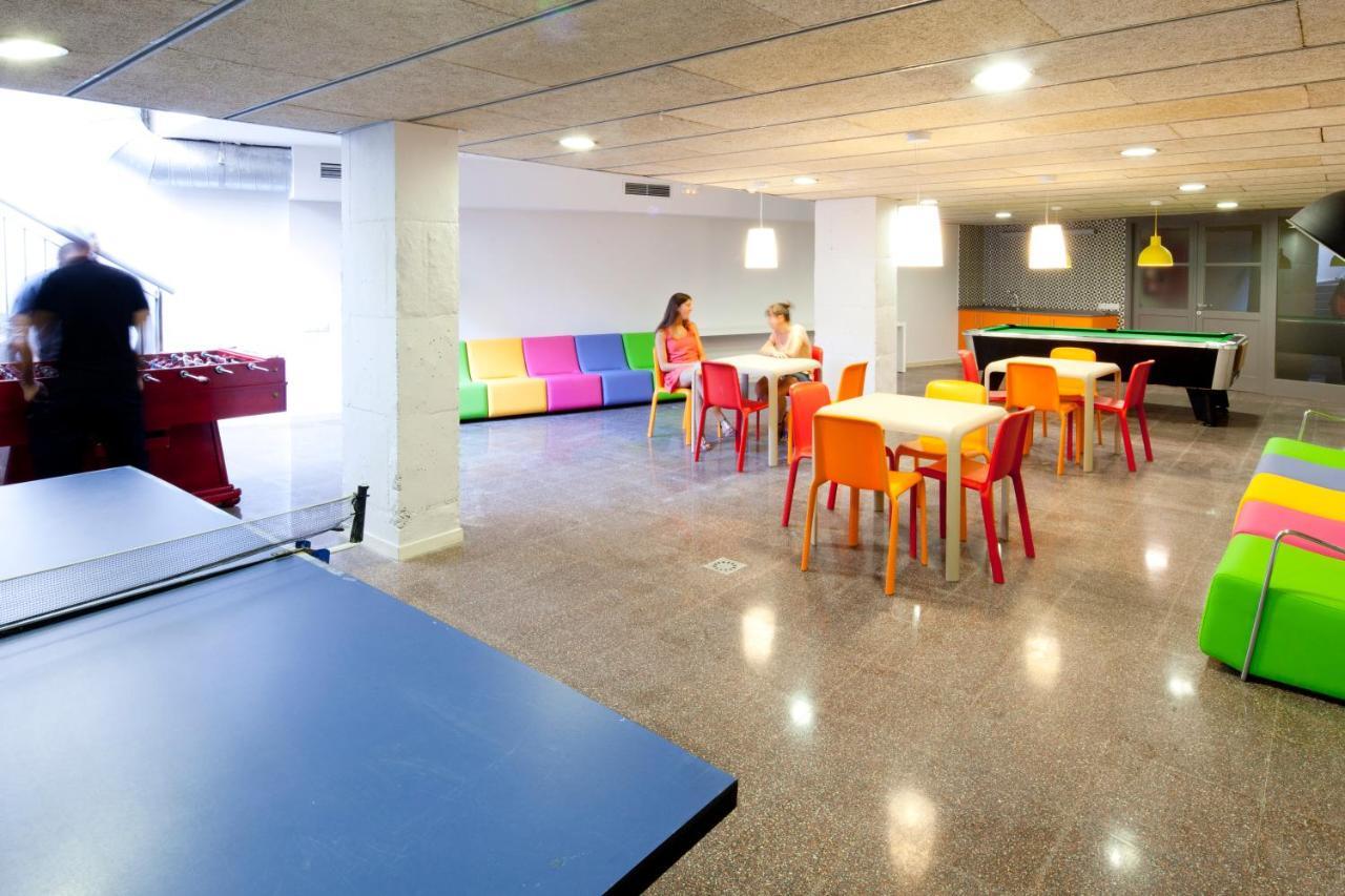 Residencia Universitaria Resa La Ciutadella Barcelona Buitenkant foto